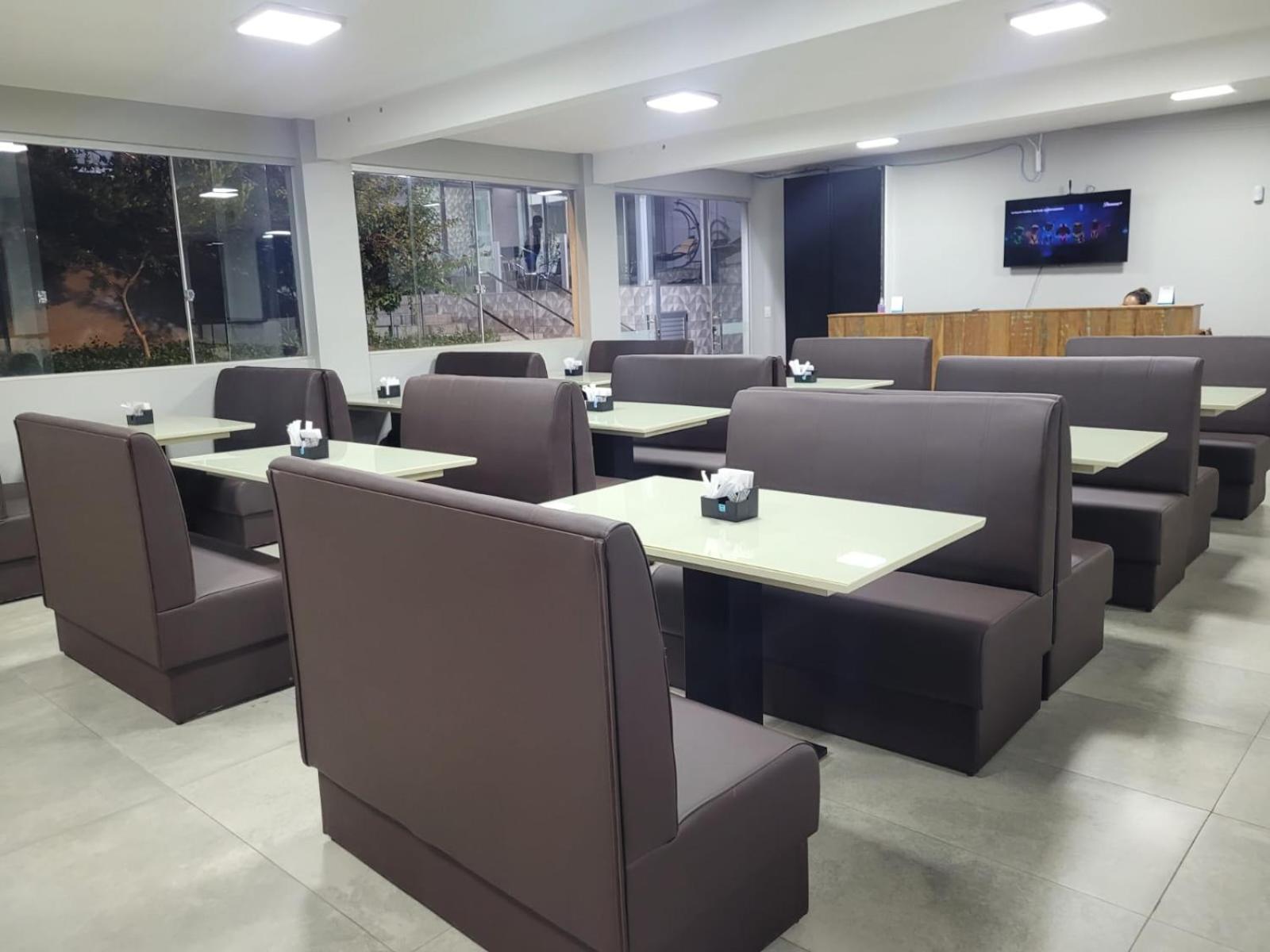 California Suites Бело Оризонти Екстериор снимка
